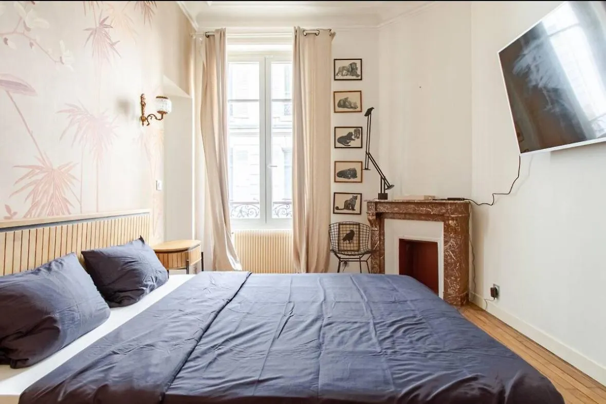 Very Chic Apartment Next To Trocadero And Eiffel Tower Παρίσι